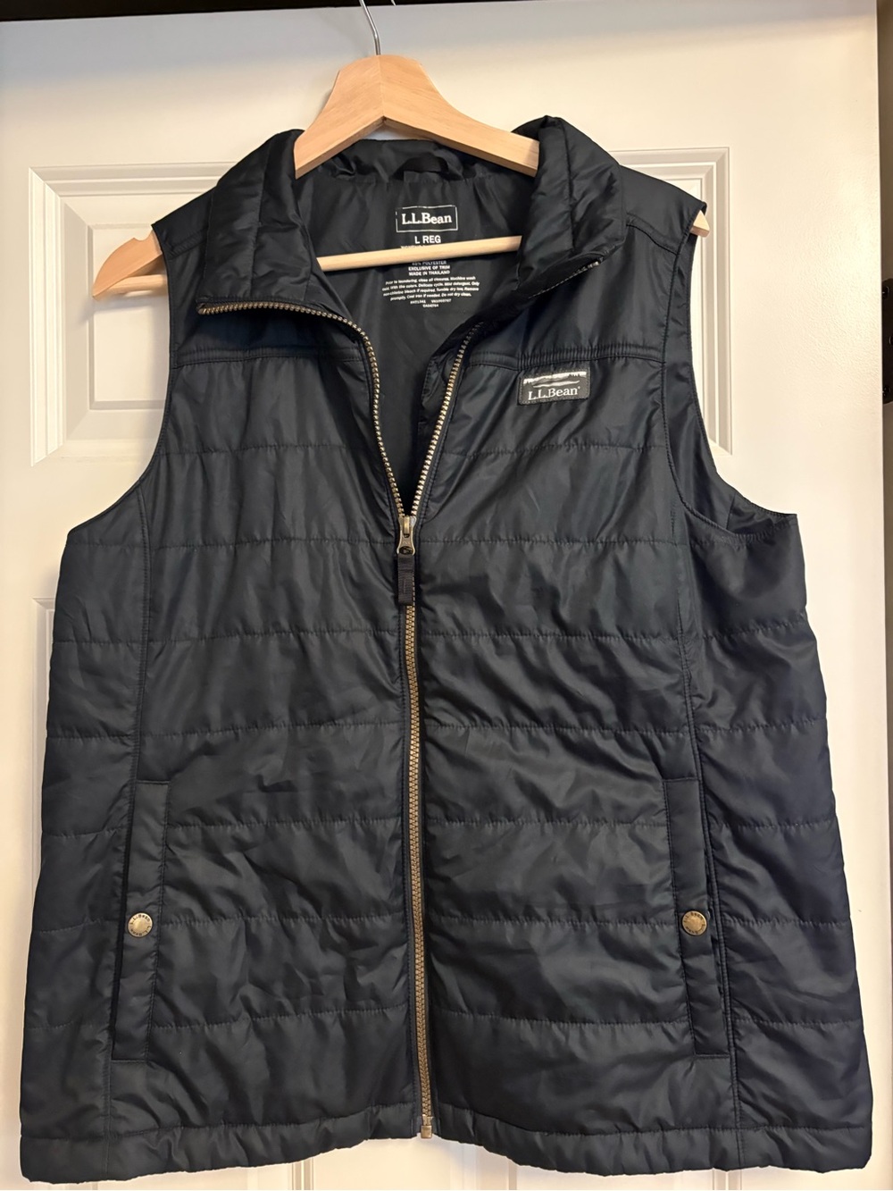 L.L. Bean Women's Quilted Puffer Vest in Black